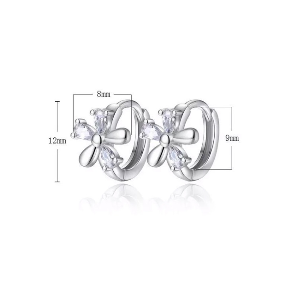 🌟 Sterling Silver 925 Flower Earrings - Picture 3 of 6